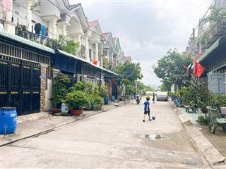 Nhà rẻ nhất khu vực kp chiêu liêu dĩ an, 71 m 4x18m, 1 trệt 1 lầu, 2pn, 3,7 tỷ thương lượng