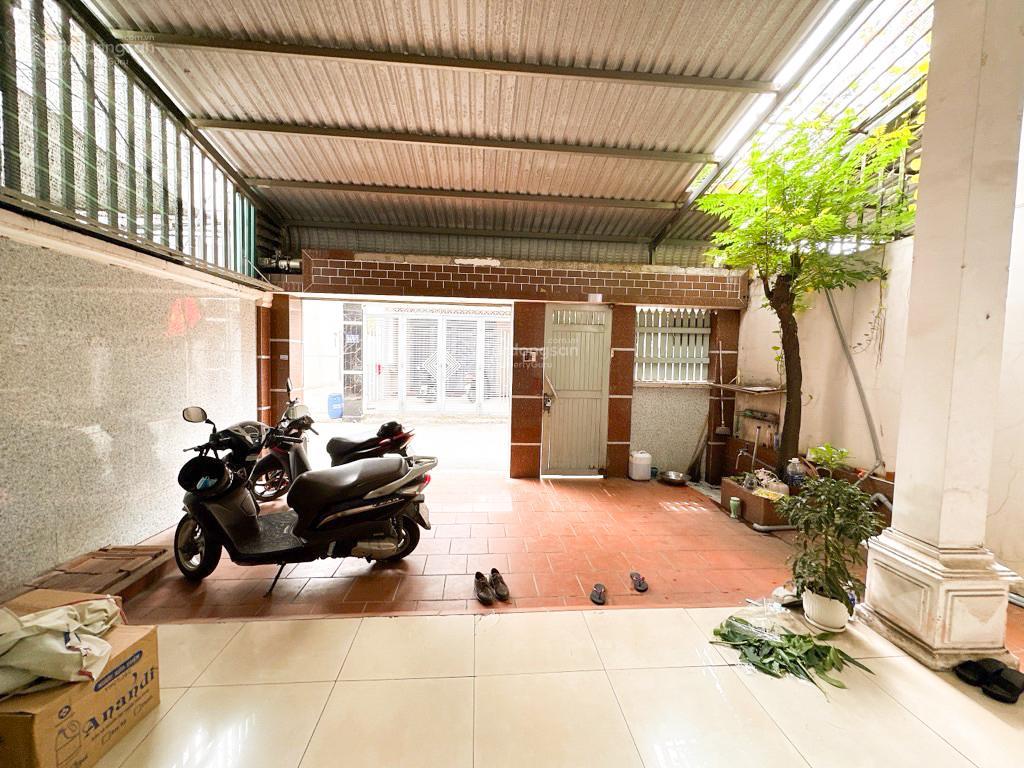 Tìm môi trường tốt cho con cái phát triển? tthc dĩ an ngang 6m  hẻm ô tô tránh 103.5m2 giá 6.5 tỷ