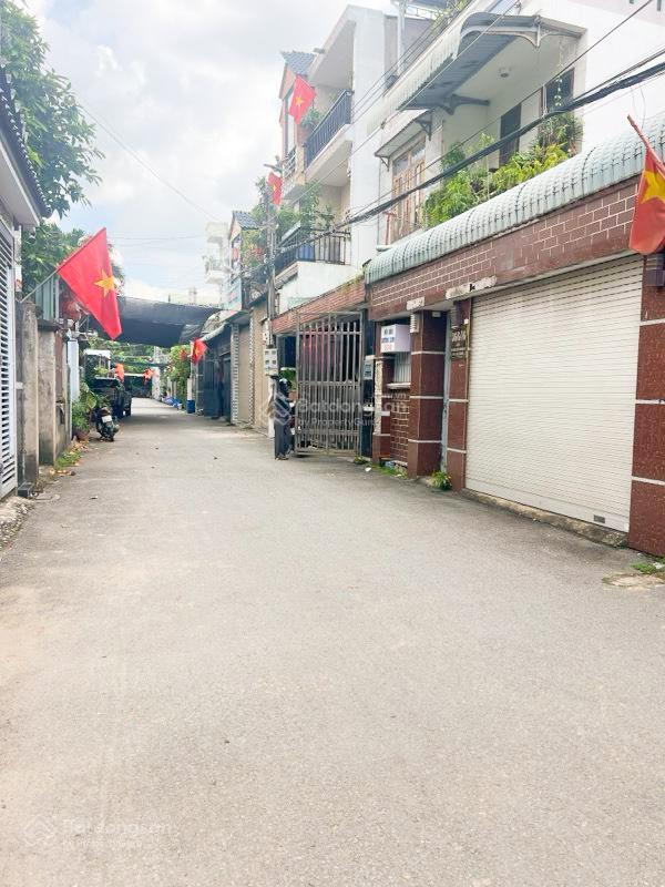 Tìm môi trường tốt cho con cái phát triển? tthc dĩ an ngang 6m  hẻm ô tô tránh 103.5m2 giá 6.5 tỷ