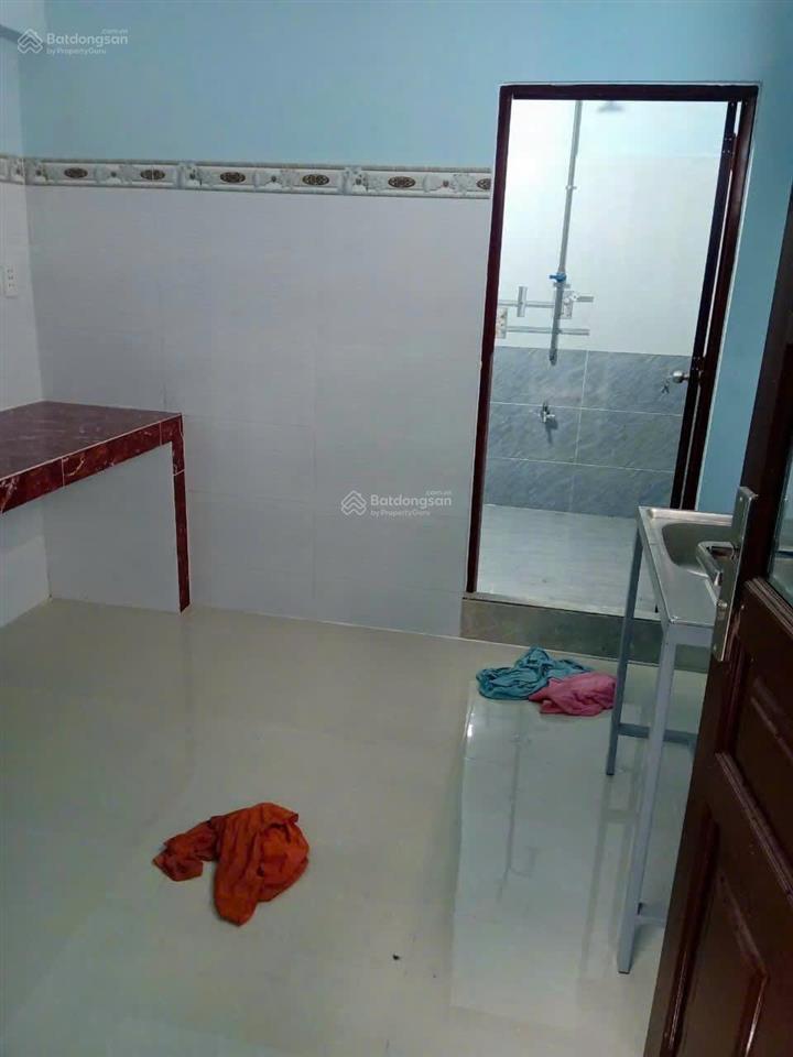 Cách siêu thị go dĩ an 300m  117m2 full thổ cư  5.7x20.5m  giá 5,6 tỷ