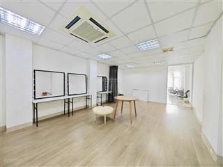 Chính chủ cho thuê sàn văn phòng tại trần vỹ sàn 130m2 mới keng giá chỉ 25triệu