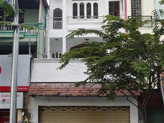 Giá rẻ 39triệu  cho thuê mặt tiền 103 trần quốc hoàn, p4, quận tân bình  dt 5.5x25m, trệt 2lầu