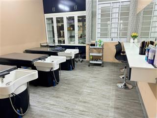 Chính chủ  cho thuê mặt bằng mặt tiền 20 bàu cát 3, tân bình  giá rẻ 15triệu, sẵn nội thất spa