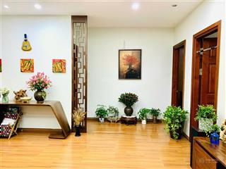 Cần bán nhanh căn hộ 3pn  2vs  173 xuân thủy, giá tốt