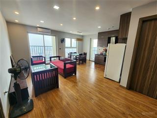 Chính chủ cần cho thuê căn 2n 90m2 đủ đồ đẹp toà n03, giá 14 triệu/ tháng, berriver long biên
