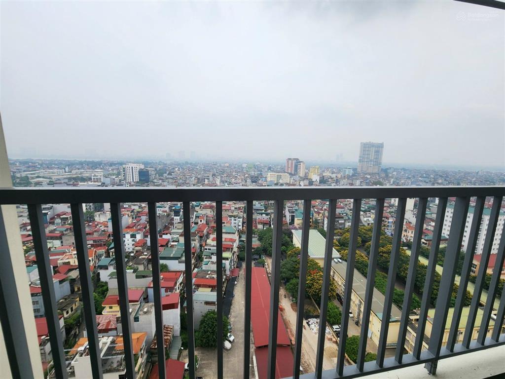 Chính chủ cần cho thuê căn 2n 70m2 hướng mát đủ đồ tòa n03 giá 11 triệu/tháng berriver long biên