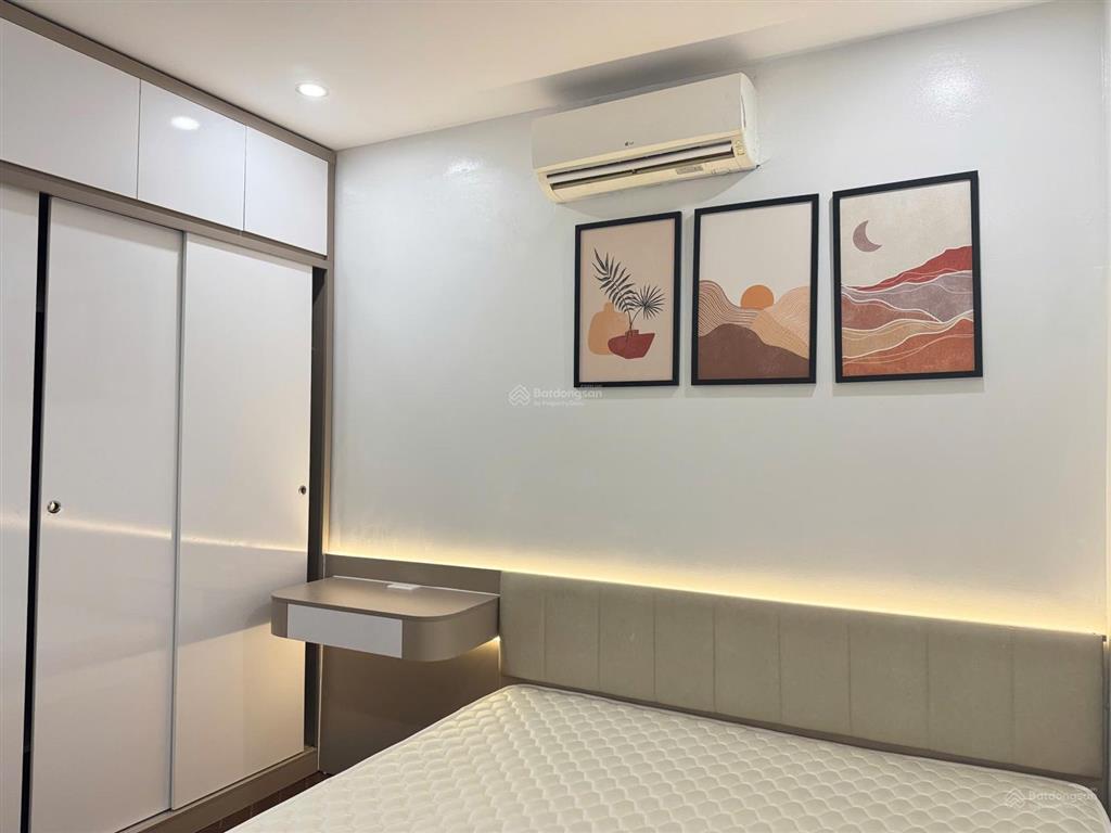 Trung tâm kđt trung hoà nhân chính căn hộ 3 ngủ cần bán gấp