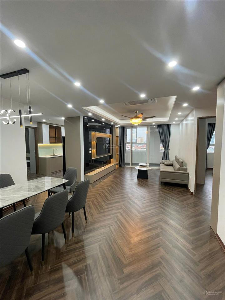 Cần tiền bán gấp căn hộ 3 ngủ giá tốt nhất thị trường