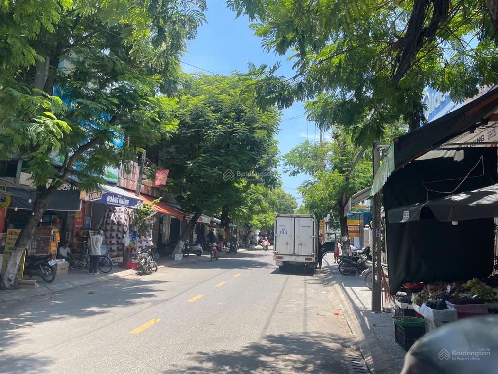 Bán nhà hai tầng mặt tiền nguyễn phan vinh, vị trí đắc địa gần biển