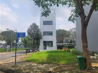 Lô đất góc kinh doanh đường bàn cờ đông tăng long, quận 9