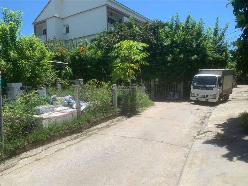 Lô đất đẹp 120m2 ngang 6m nằm ngay góc 2 mặt tiền đường trần nhật duật, sơn phô, cầm châu 4tỷ05