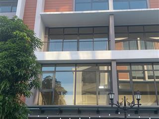 Chính chủ bán căn phố biển 100 m² tại vinhomes ocean park 3 the crown (phố biển 56) giá 24,5 tỷ