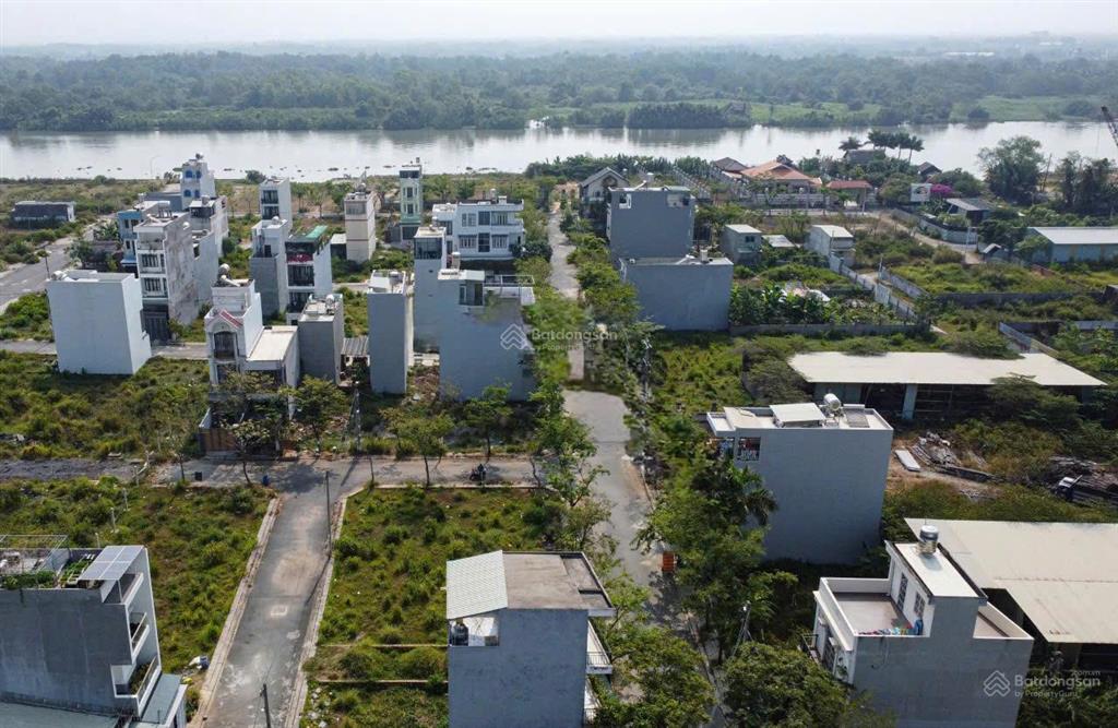 Bán đất chính chủ việt nhân villa, gần kđt vinhomes, vành đai 3, giá tốt nhất khu vực