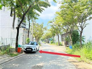 Bán gấp lô đất trục chính 230 nguyễn xiển việt nhân villa