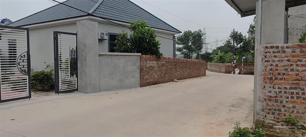 Kim sơn, hồng kỳ, sóc sơn. đường xe tải tránh, trung tâm của xã trung giã mới