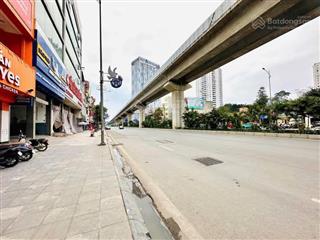 Nhanh thì còn, 12 tỷ, 55 m2, 5 tầng, mặt đường quang trung  hà đông, phố kinh doanh, ô tô vào nhà