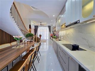 Bán nhà 4 tầng siêu đẹp có hồ bơi trong nhà, cách biển mỹ khê 200m