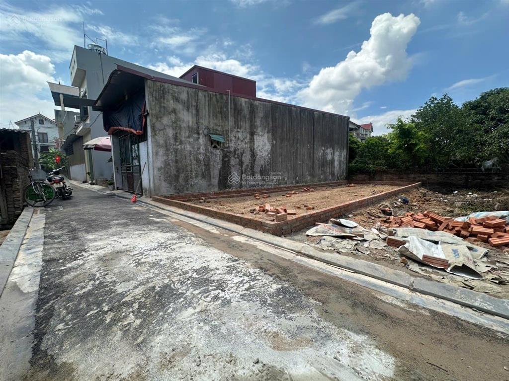 Cần bán lô đất xuân nộn thư lâm hà nội giá 4tỷ nhỉnh xíu diện tích 68m2 lô