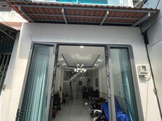 Bán căn nhà phố 84// bùi quang là  f 12  quận gò vấp ( cũ ) diện tích  4 x 13 nhà đúc 1 trệt ,