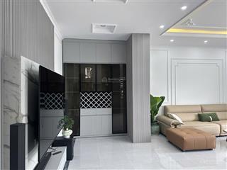 Chủ nhà cần bán nhà đẹp tâm huyết tại khu an sơn, đà lạt, vị trí đắc địa 2 mặt tiền