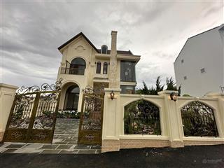 Chính chủ gửi bán căn villa tâm huyết nằm trên phường langbiang mới  đà lạt