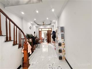 Bán nhà riêng trần thái tông  cầu giấy  45m2  7.9 tỷ