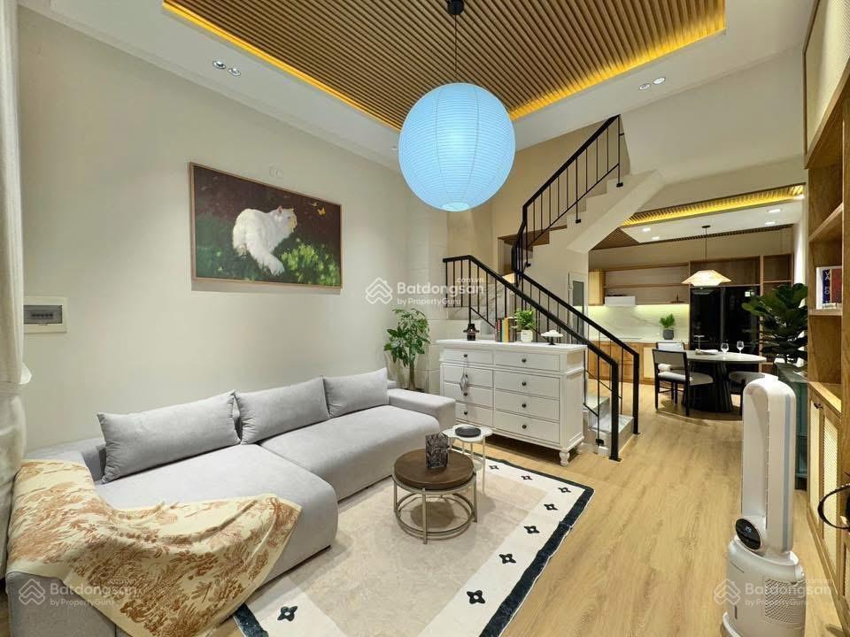Bán nhà di trạch hoài đức ô tô vào nhà sát vành đai 3.5 5 tầng 4.3 tỷ