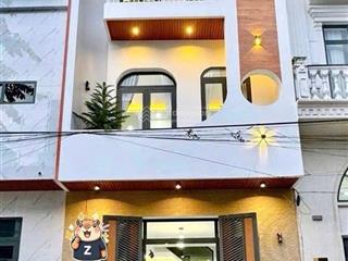 Hàng mới siêu hot hxh ngay chợ, tại vườn chuối,quận 3, dt 58,75m2,giá 3 tỷ 890