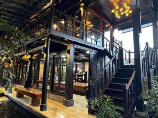 Biệt thự gỗ tâm huyết có hồ koi ngay trung tâm thị trấn diên khánh  đẳng cấp biệt thự nghỉ dưỡng