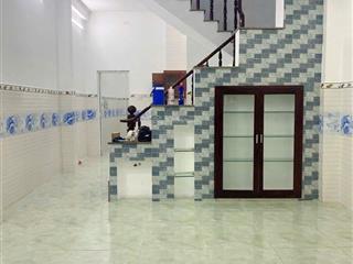 Nhà 1 trệt 1 lầu 4x11=44m2 sổ riêng, xây kiên cố, hoàn công đủ, đường song hành, tân hiệp, 1 tỷ 530