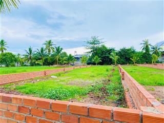 Đất vườn, có 100m2 thổ cư, đường suối sâu, cạnh kcn trảng bàng, giá f0, shr, 10x33m, giá 800tr