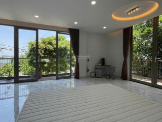 Duy nhất biệt thự view sông hàn đẹp nhất mặt tiền 15m gần 300m2 full nội thất  chỉ 2x tỷ