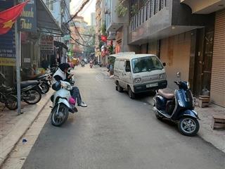 Bán nhà yên hòa, cầu giấy, hà nội, nhỉnh 16 tỷ, 50m2, giá siêu hời. đường trước nhà oto tránh.
