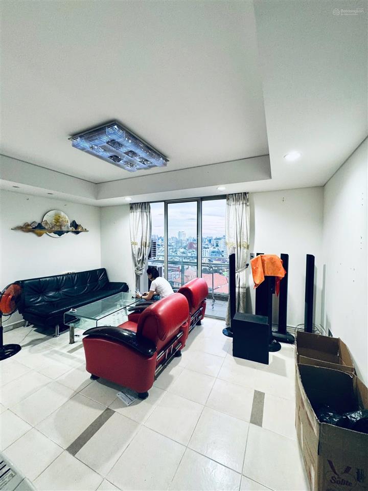 Cho thuê chung cư botanic towers, 3 phòng ngủ 2wc, ban công 110m2, ở phú nhuận, hcm