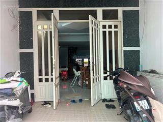 Bán gấp nhà riêng 68,4m2, 2pn, 2wc, giá siêu hời 4,6 tỷ tại thạnh lộc, q12, hcm