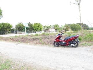 Chủ bán đất phủ hồng lô góc hai mặt tiền khu dân cư 24.7mx36m giá tốt 2.5 tỷ (~ 2.95 triệu/ m2)
