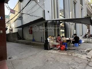 Quá rẻ !!!chỉ 5,45 tỷ bán gấp lô góc 53m2 đất , 4,1m  tặng nhà 2 tầng ngay phố yên lãng  đống đa