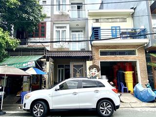 Cần bán nhà ngợp bank 6 tỷ  mặt tiền kinh doanh đường luỹ bán bích  quận tân phú  gần đàm sen.