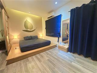 Sang trọng! ngang tận 6,5m  sd 80m2  2 tầng, 2 oto nơ trang long, bt. định cư gấp bán 8,3 tỷ