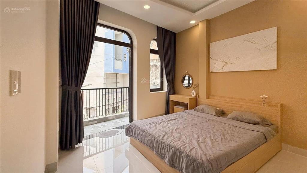 Nhà đẹp  ở ngay! nhà 4 tầng full nội thất, dt 4x17m  62m2 nguyễn trọng tuyển, pn chỉ 9,75 tỷ tl