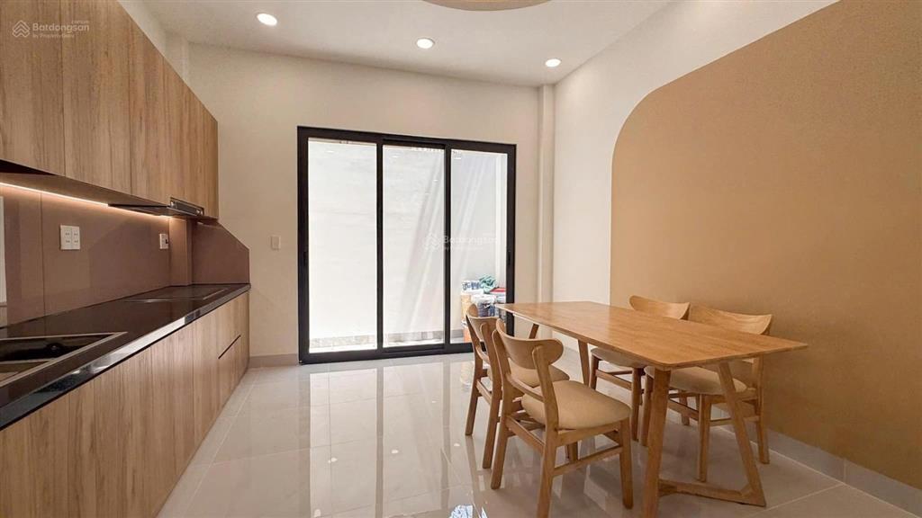 Nhà đẹp  ở ngay! nhà 4 tầng full nội thất, dt 4x17m  62m2 nguyễn trọng tuyển, pn chỉ 9,75 tỷ tl