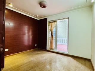Bán nhà Ngọc Hà, Ba Đình, 30m2, 5 tầng, chỉ 6.98 tỷ
