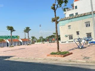 Bán nhà lô góc 2 mặt tiền đều để ô tô được, ô tô tránh nhà 3 tầng đầy đủ công năng