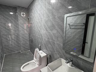 Bán nhà bát khối 51.2m2 5 tầng ô tô 7 chỗ ngủ trong nhà 7.5 tỷ thang máy, nhà mới xây