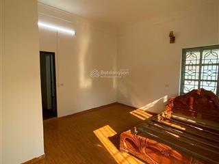 Bán nhà kiêu kỵ gia lâm nhà 3 tầng đường trước nhà 7m ở cực sướng