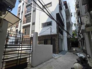 Siêu hiếm đất lô góc phố nguyễn sơn  bồ đề  mặt tiền 4.5  oto vào đất  chỉ 185tr/m2