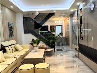 Bán lỗ điên rồ!!! nhà 3.25 tỷ/56m2  hẻm ô tô đoàn thị điểm, pn  sát phan xích long, chậm là mất!