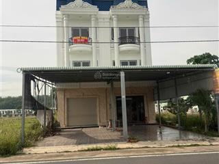 Chính chủ  cần bán nhà mặt tiền nhựa tại minh hưng,chơn thành,bình phước giá 1.3 tỷ 0979 913 ***