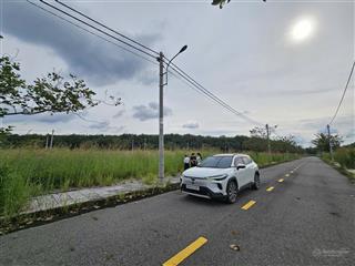 Chính chủ bán đất phúc an garden  giá tốt diện tích 75m2 giá 560tr liên hê 0979 913 ***