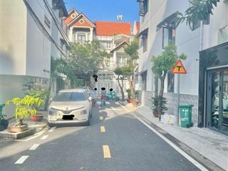 Bán chdv khu phân lô bàn cờ nguyễn thị thập . 5 tầng có hầm vs thang máy . dòng tiền 55tr/ 1 tháng